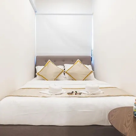 Charis Seaview Suites At The Shore Kota Kinabalu Exterior photo
