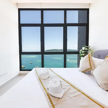 Charis Seaview Suites At The Shore Kota Kinabalu Exterior photo